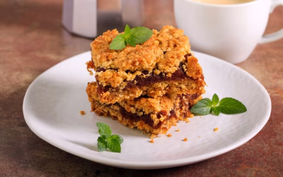 Blackberry Crumble Bars